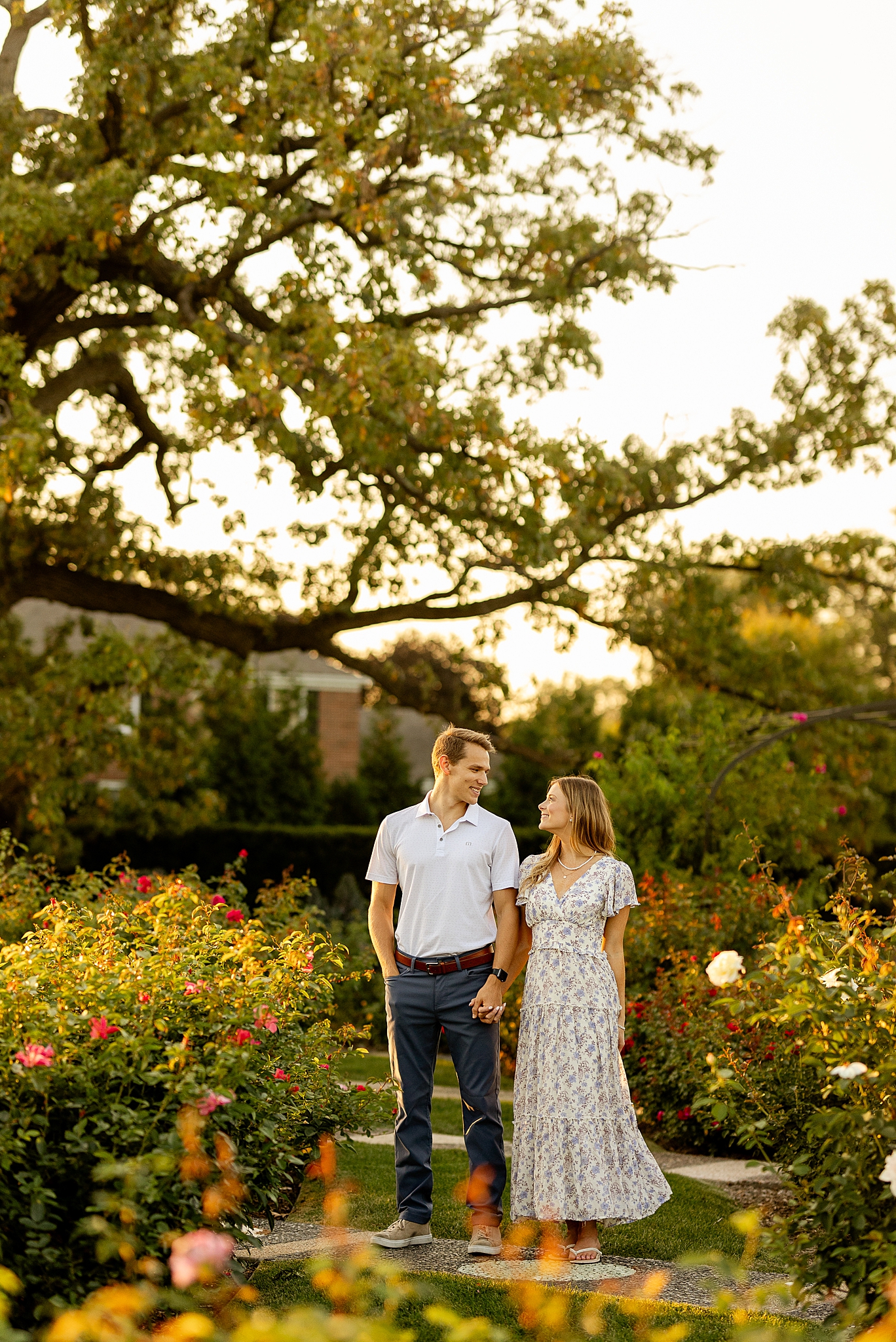 Kate & Brian's fall Cantigny engagement photos in Wheaton, Illinois with Chicagoland wedding photographer Jillian Photography.