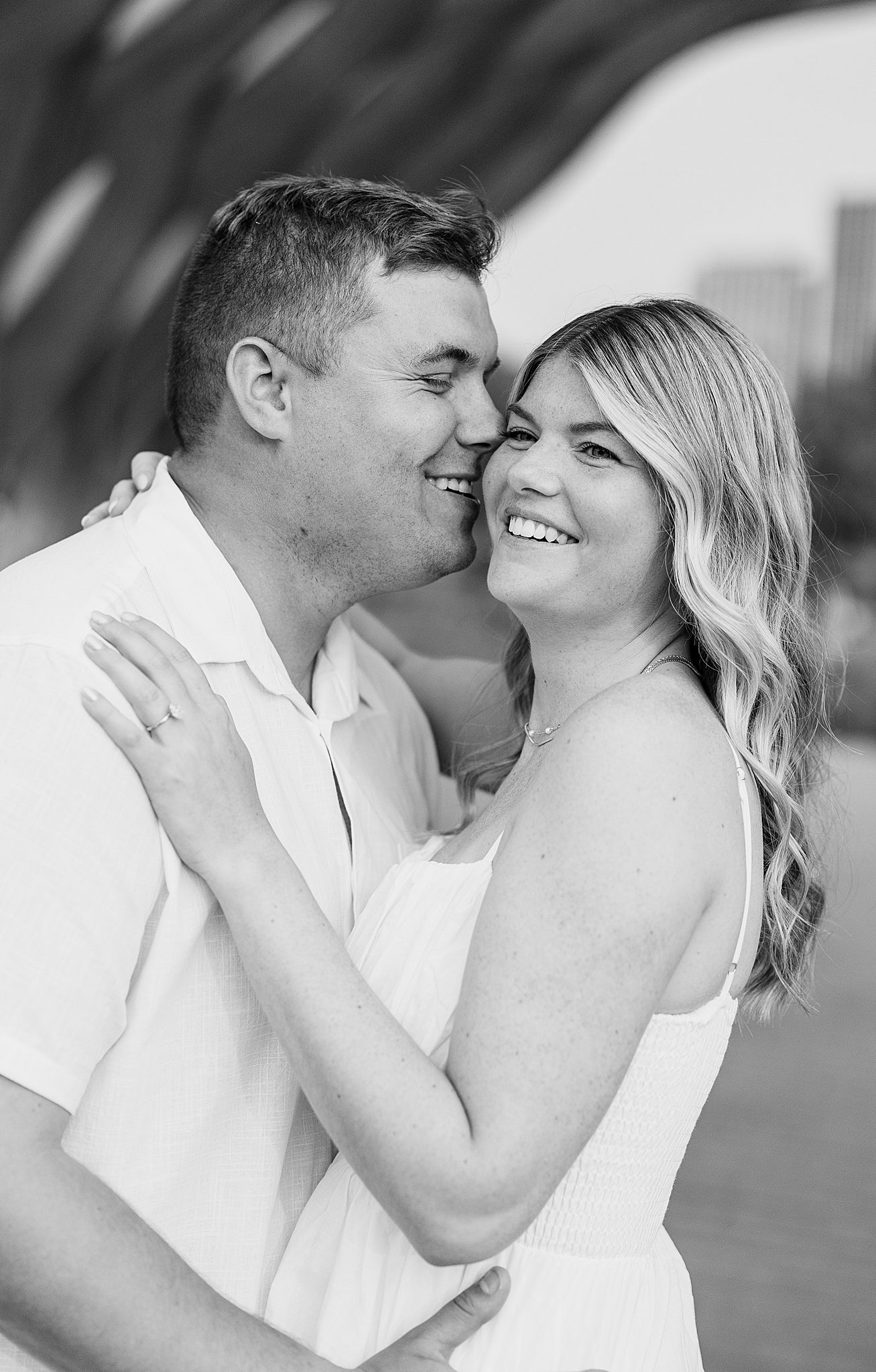 Lincoln Park & North Avenue Beach engagement photos with Chicagoland wedding photographer Jillian Photography.