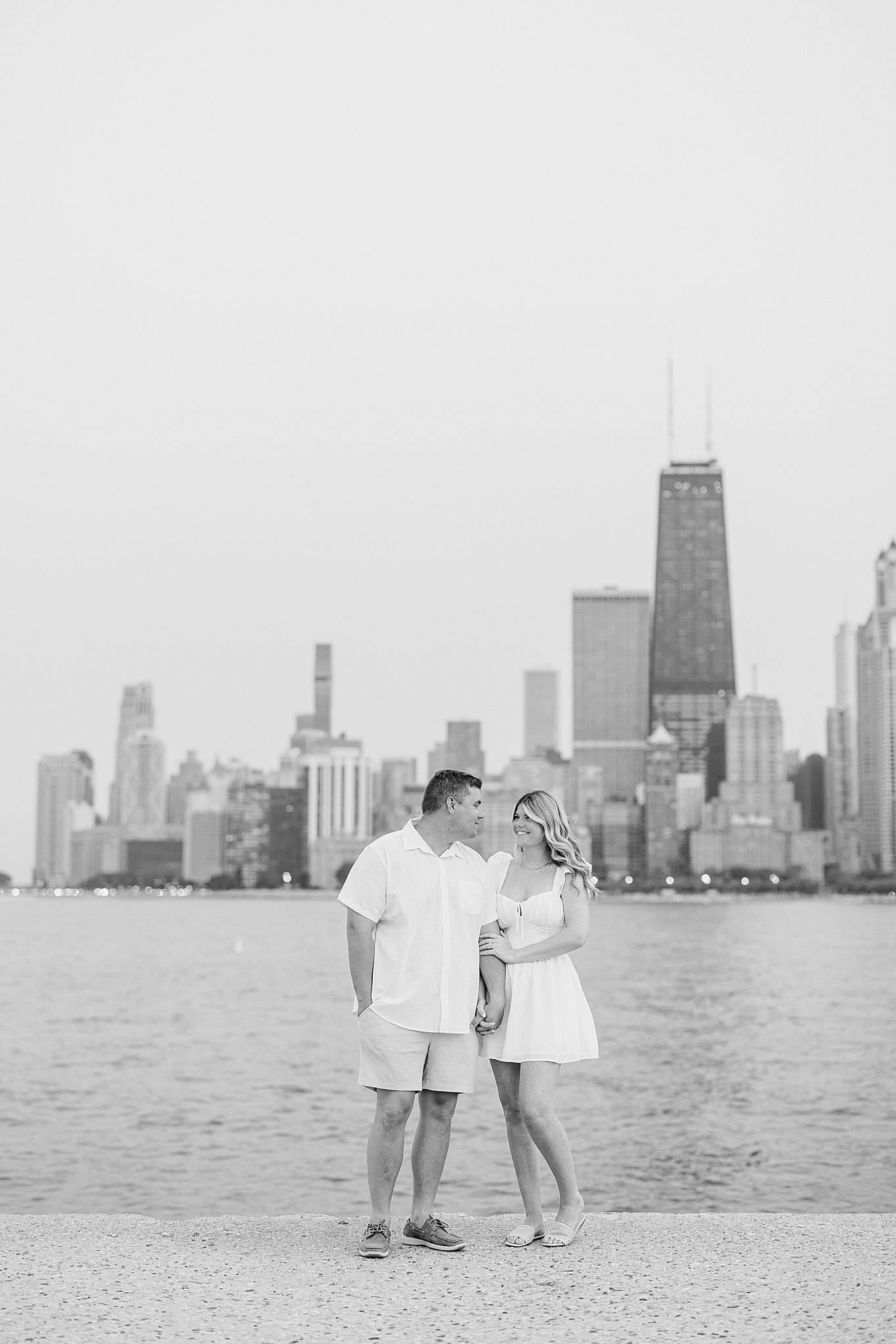 Lincoln Park & North Avenue Beach engagement photos with Chicagoland wedding photographer Jillian Photography.