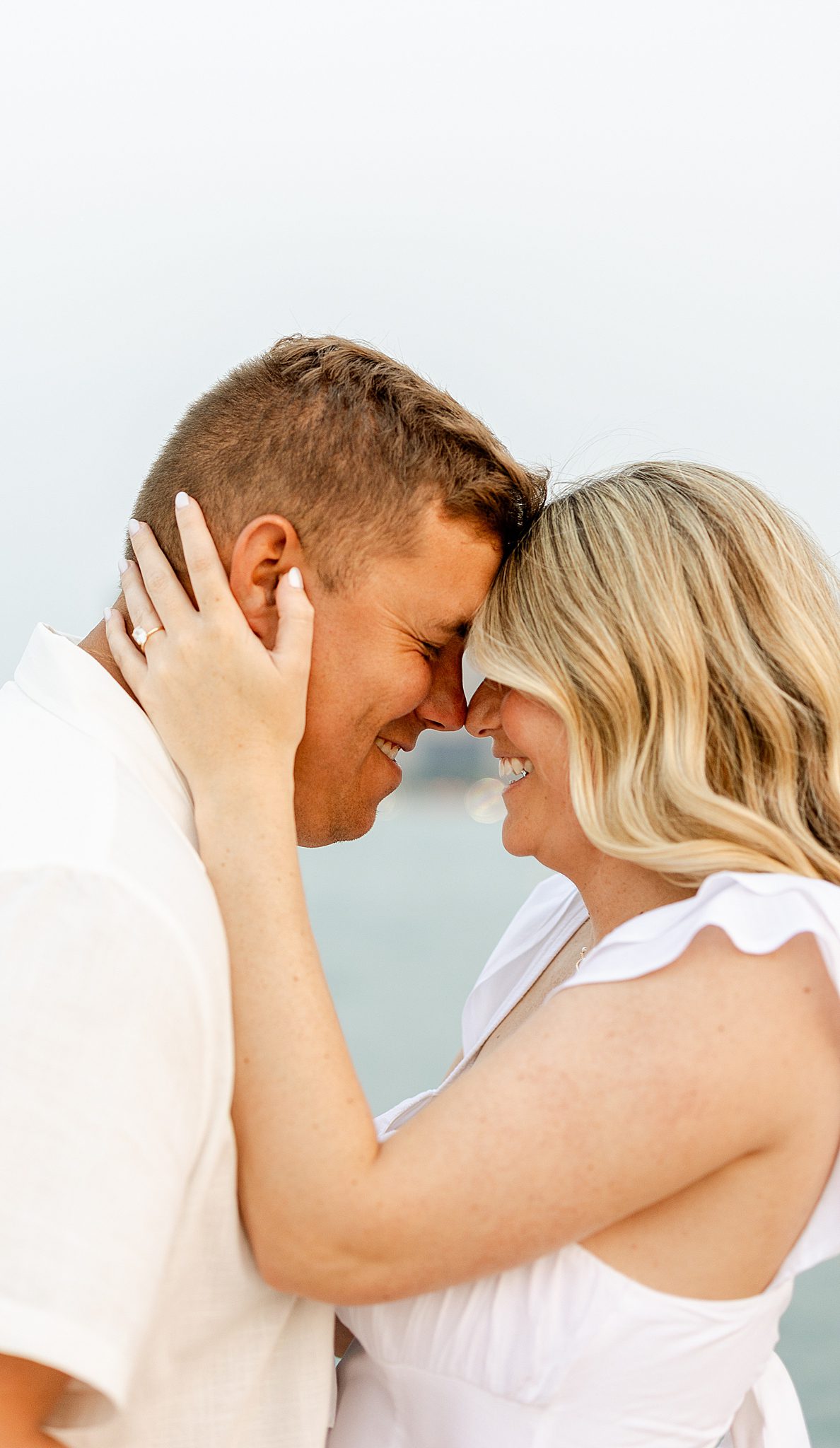 Lincoln Park & North Avenue Beach engagement photos with Chicagoland wedding photographer Jillian Photography.