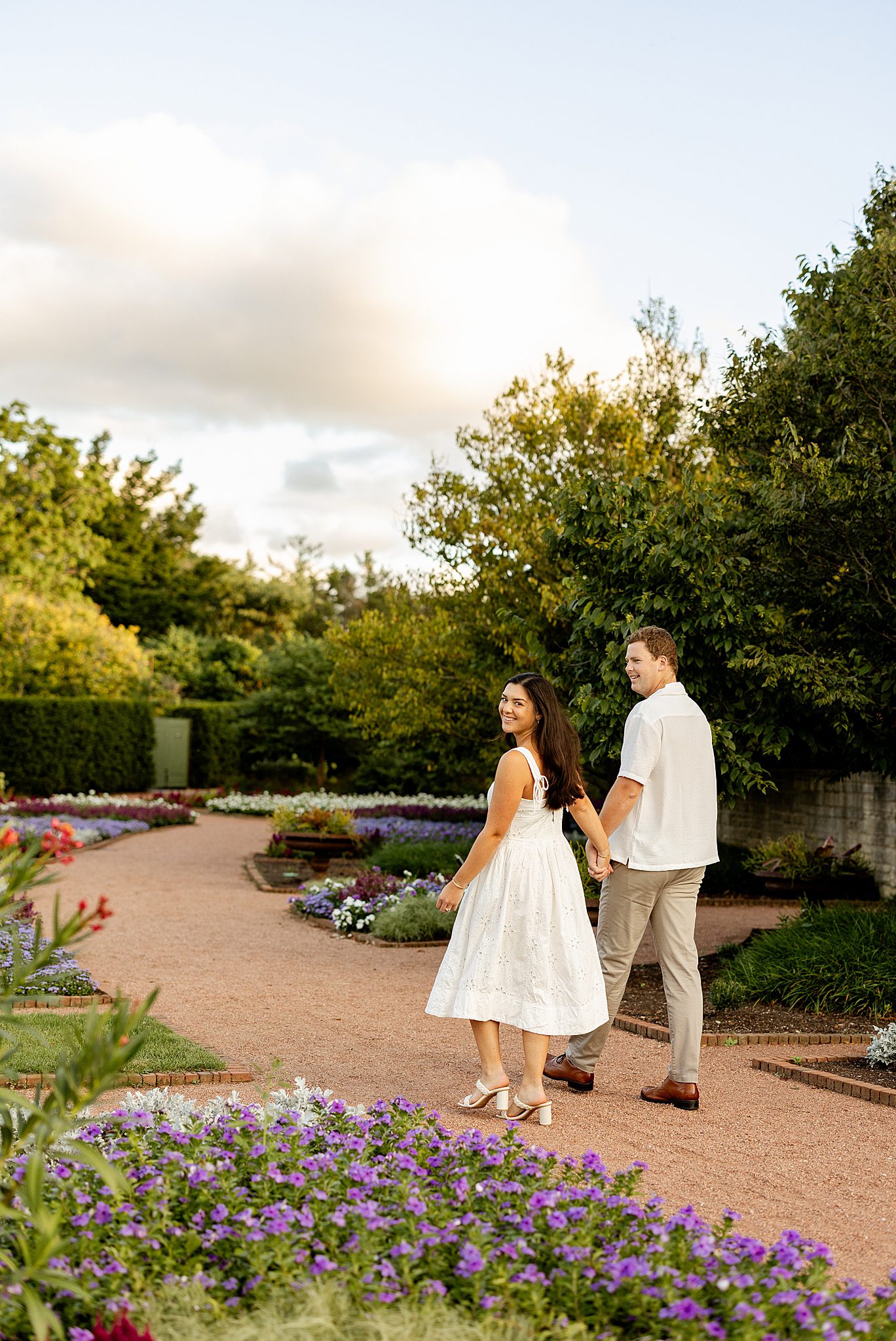 Cantigny Park engagement photos with Chicagoland engagement and wedding photographer Jillian Photography.