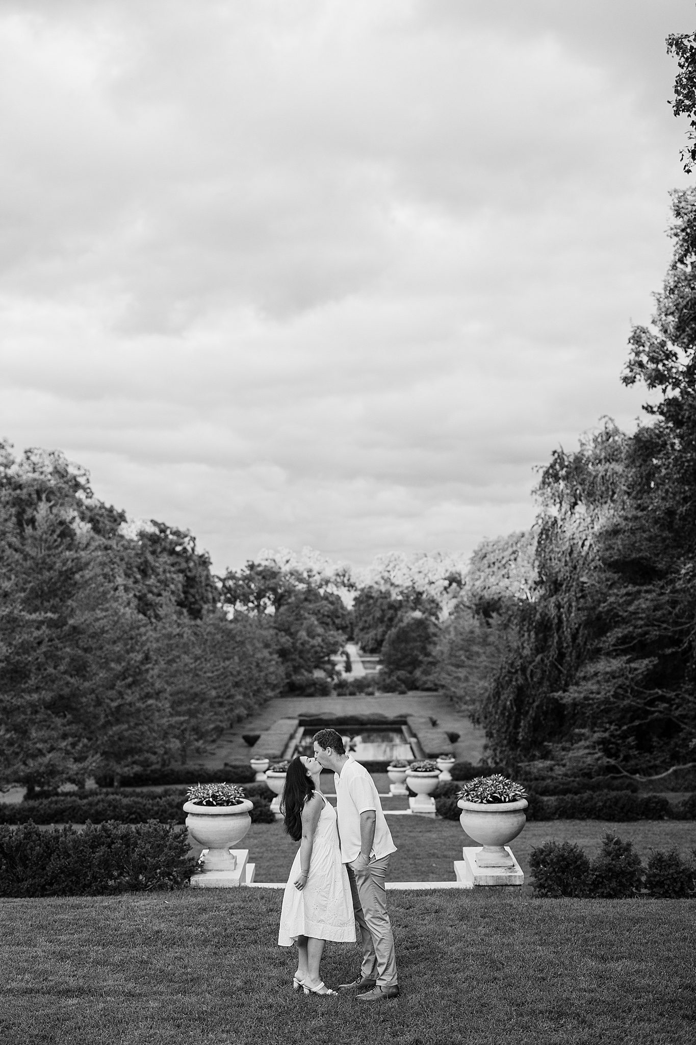 Cantigny Park engagement photos with Chicagoland engagement and wedding photographer Jillian Photography.