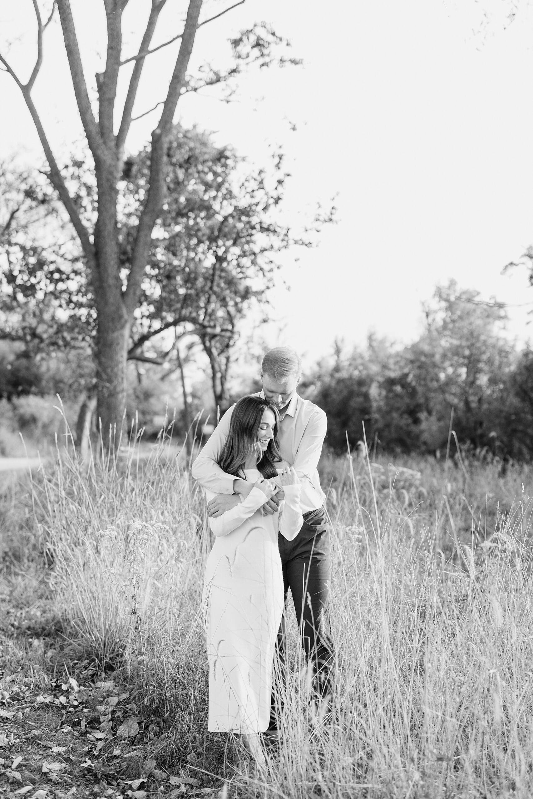 How to Prepare for Engagement Photos – Jillian Photography is a Chicagoland wedding photographer serving Naperville, St. Charles, and beyond.