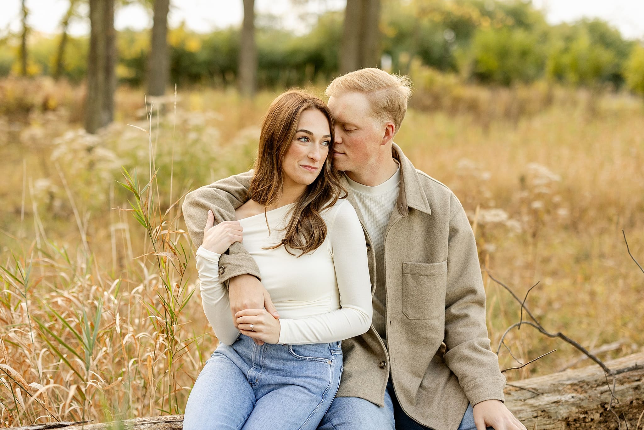 How to Prepare for Engagement Photos – Jillian Photography is a Chicagoland wedding photographer serving Naperville, St. Charles, and beyond.