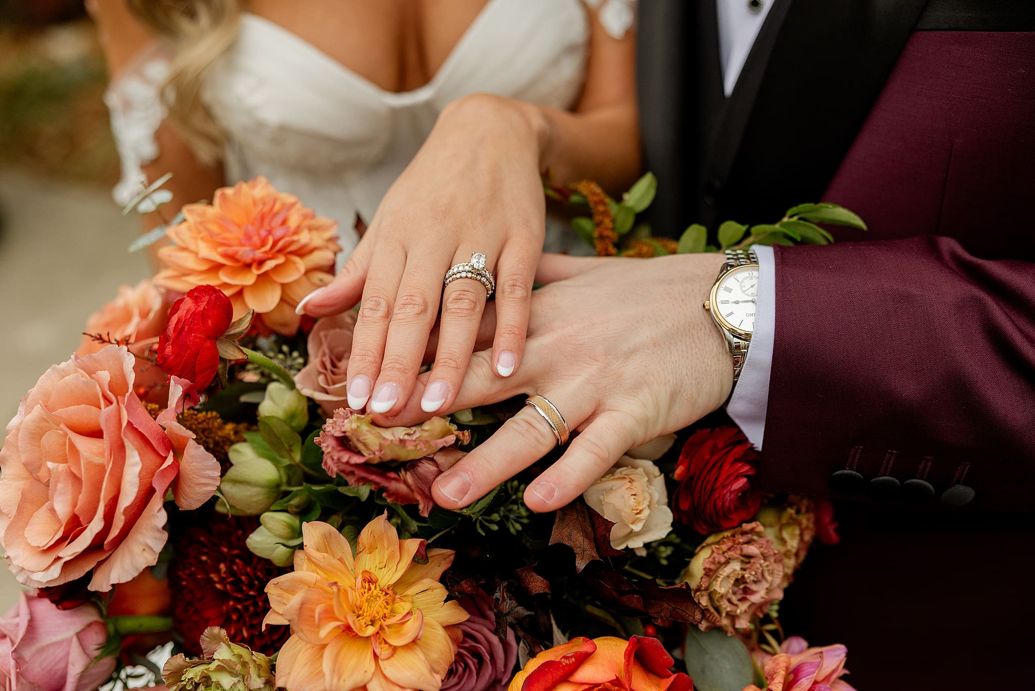 Fall Metropolis Ballroom wedding day in Arlington Heights, Illinois with Chicagoland wedding photographer Jillian Photography.