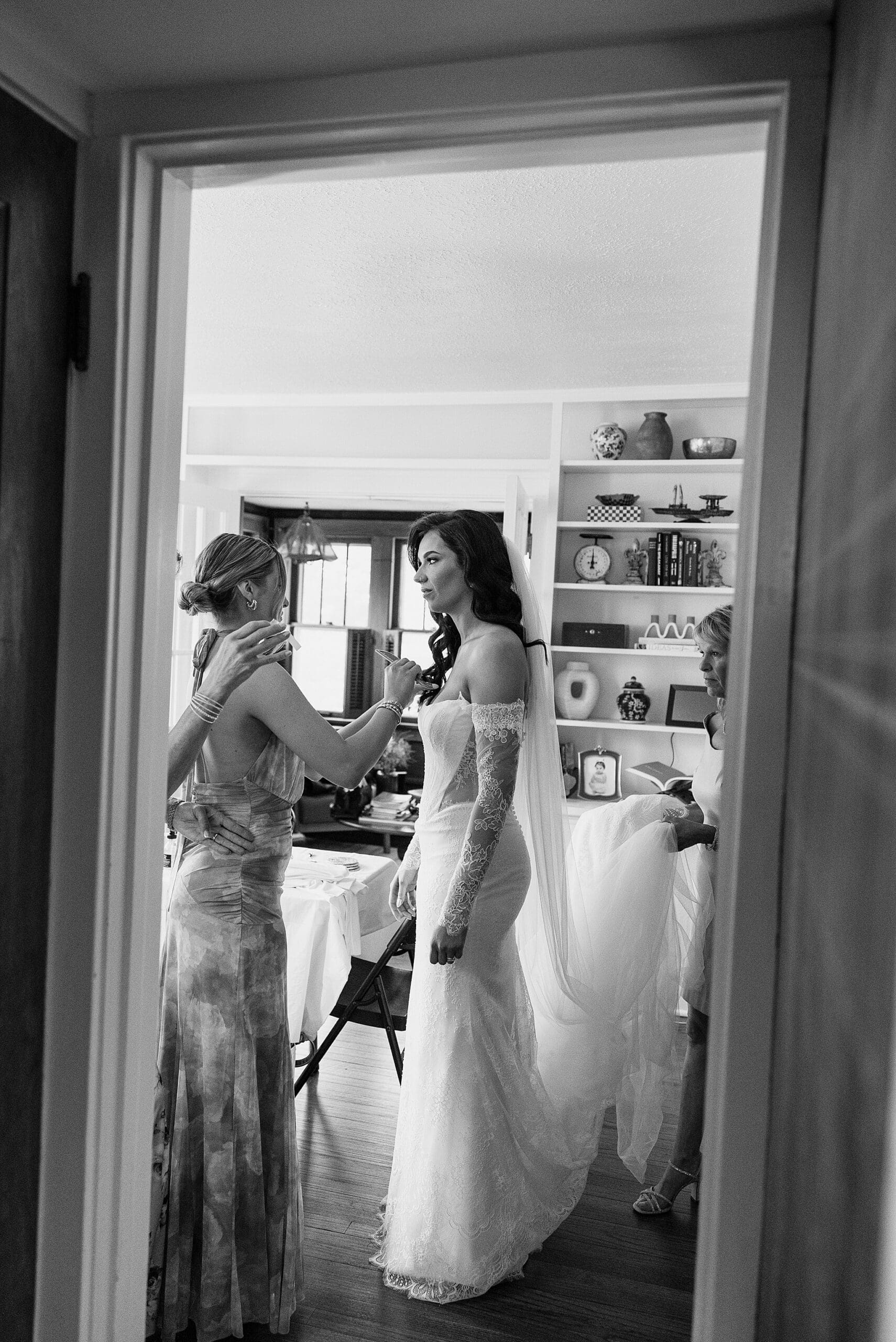 A look at Cam & Kyle's romantic wedding day at The James in Geneva photographed by Chicagoland wedding photographer Jillian Photography.
