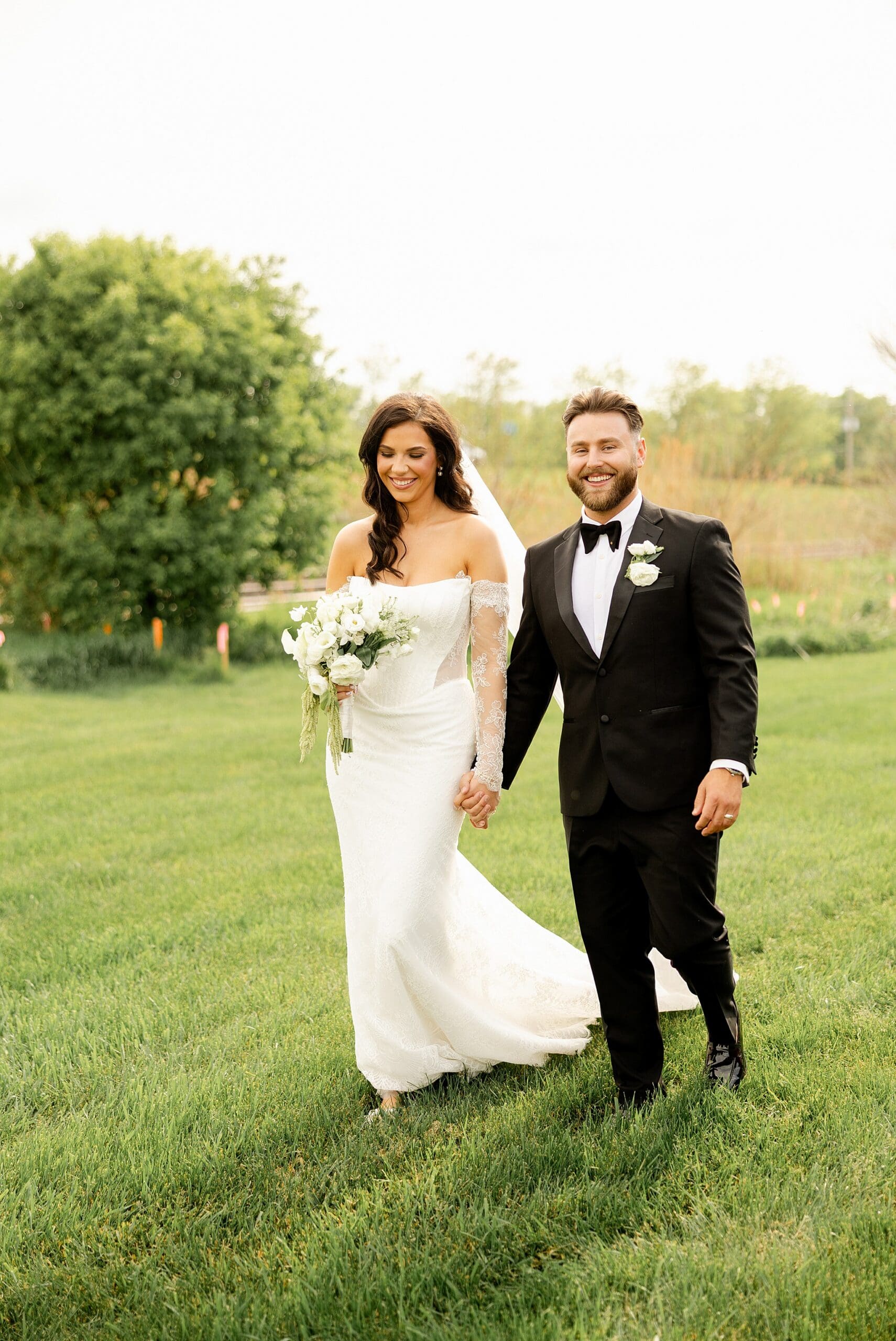 A look at Cam & Kyle's romantic wedding day at The James in Geneva photographed by Chicagoland wedding photographer Jillian Photography.