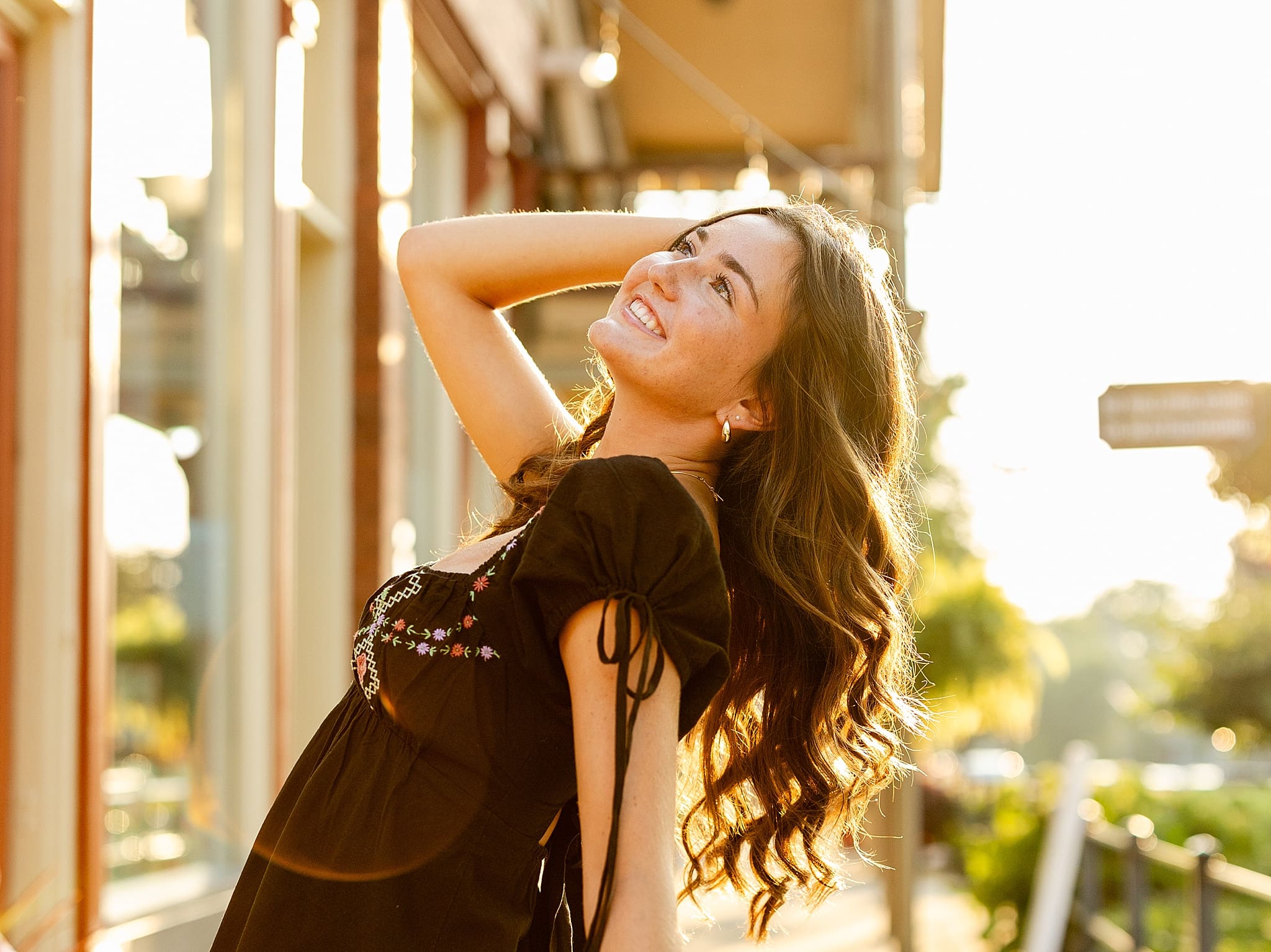 Advice for when to book your senior photos in Chicagoland with Chicagoland senior photographer Jillian Photography.